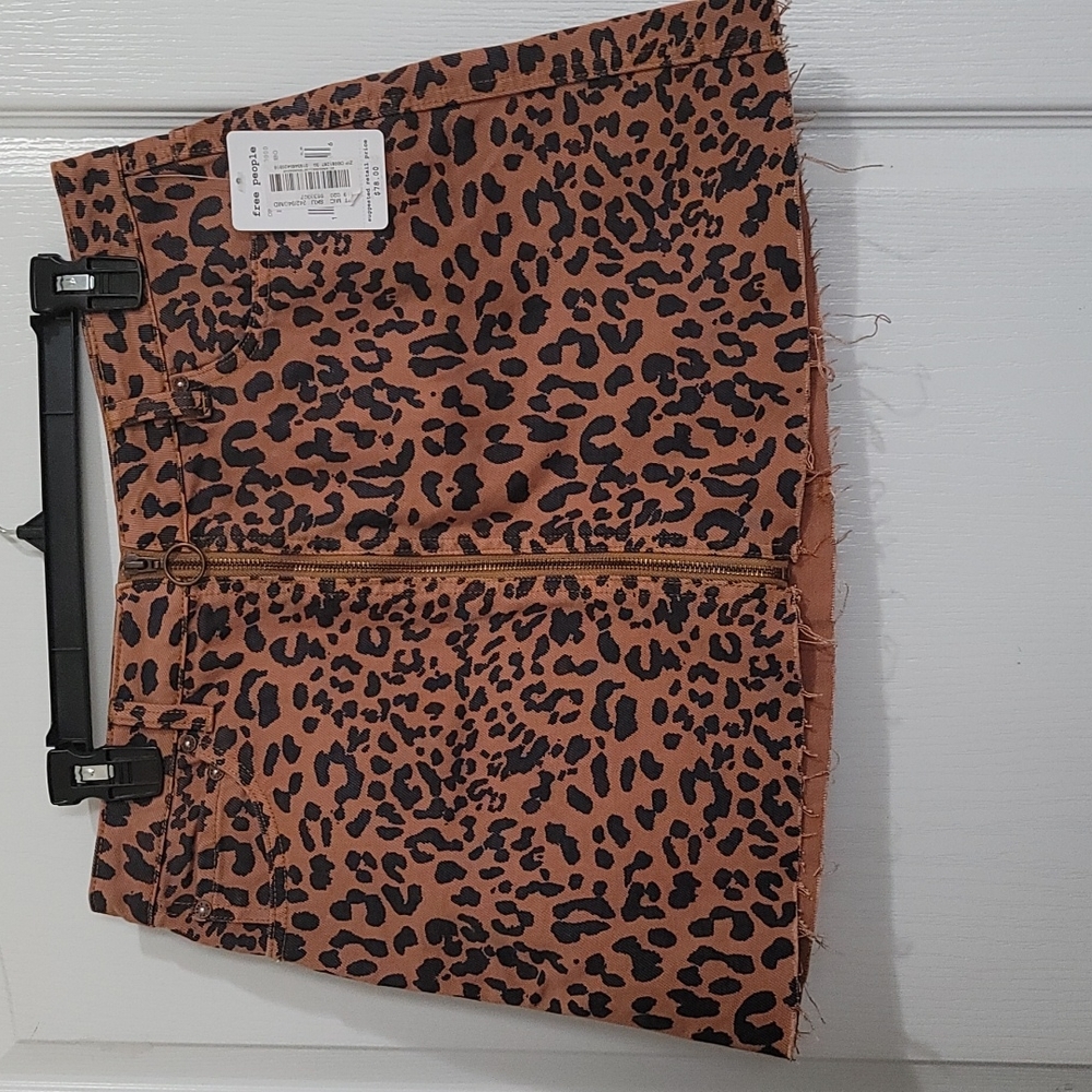Free People Leopard Print Zip It Up Mini Skirt Womens Sz 30 Regular NWT